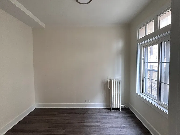 825 Main St — Photo 3