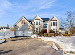 17 Monica Way, Monmouth Junction, NJ 08852