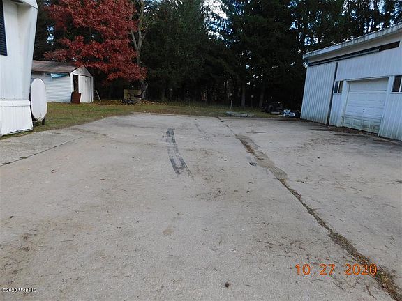 3rd image of 3605 Anna Dr