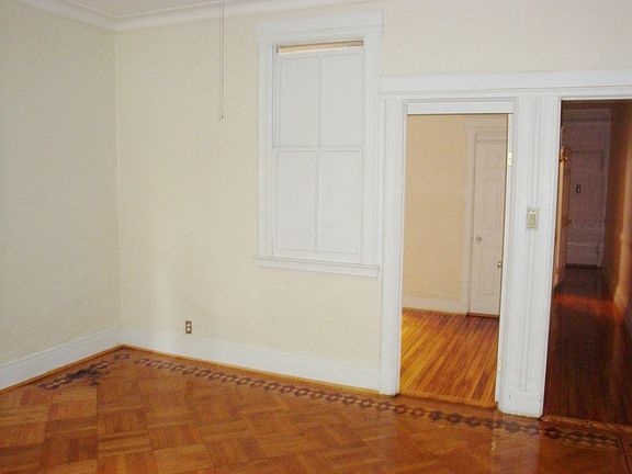 4th image of 276 Sackett St APT 2L