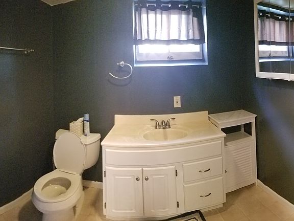 Basement bath. 5' x 7'