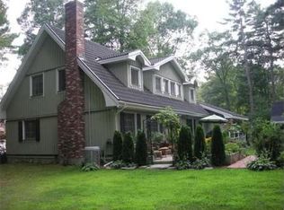 14 Willowdale Dr, Merrimac, MA 01860