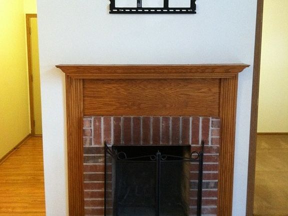 3rd image of 1331 Cunat Ct APT 2A