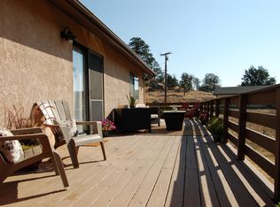 18700 Buckeye Pl, Tehachapi, CA 93561