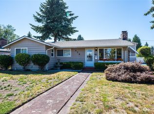 438 18th St NW, Puyallup, WA