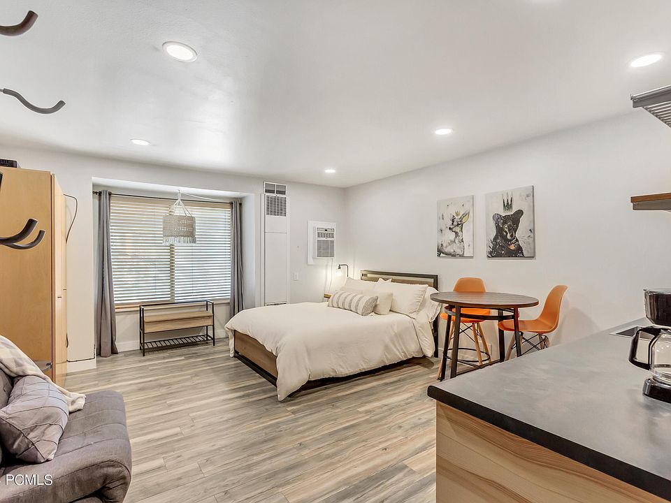 1st image of 2105 Prospector Ave #218