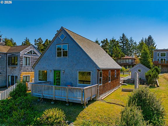 5th image of 355 University Ave