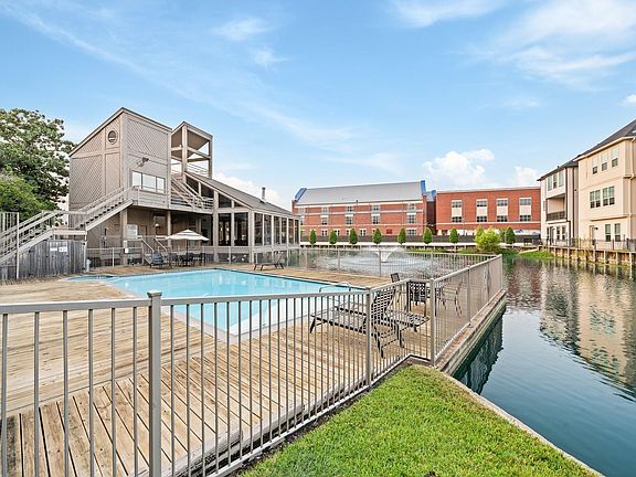 3rd image of 2023 Gentryside Dr APT 204