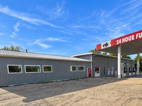 415 N Main St, Sylvan Grove, KS 67481