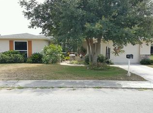 10134 Old Orchard Ln, Port Richey, FL 34668