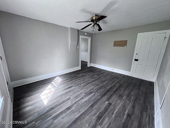 5th image of 323 Allen St