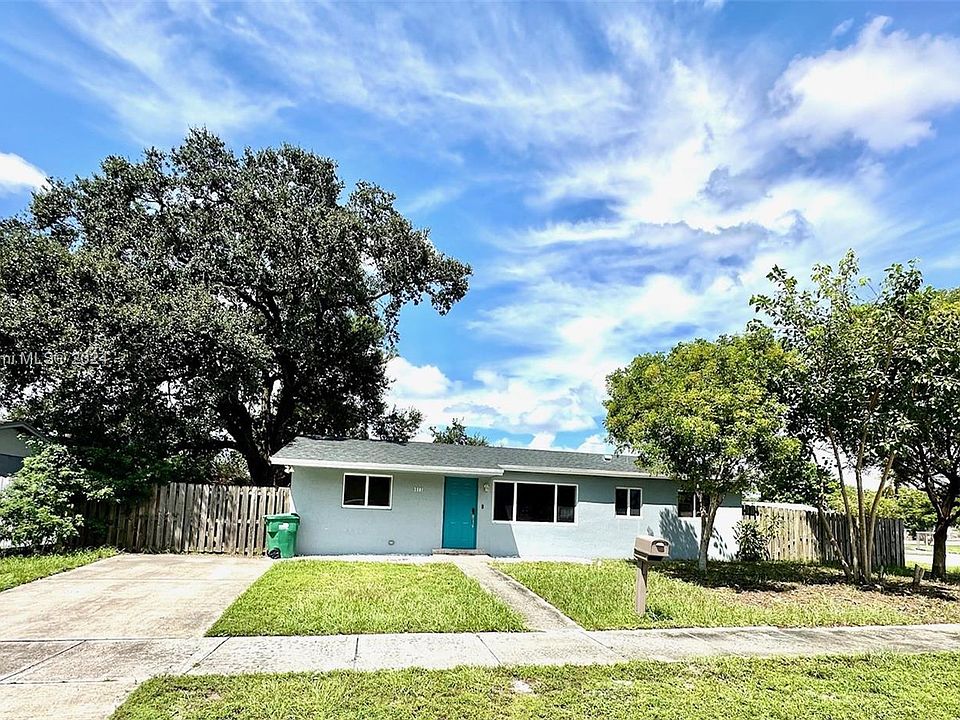 2nd image of 3801 NW 208th St