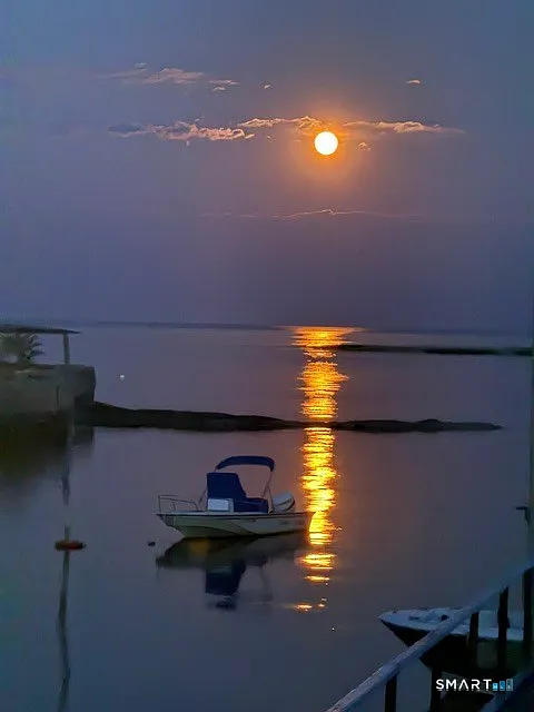 26 Summer Island Rd