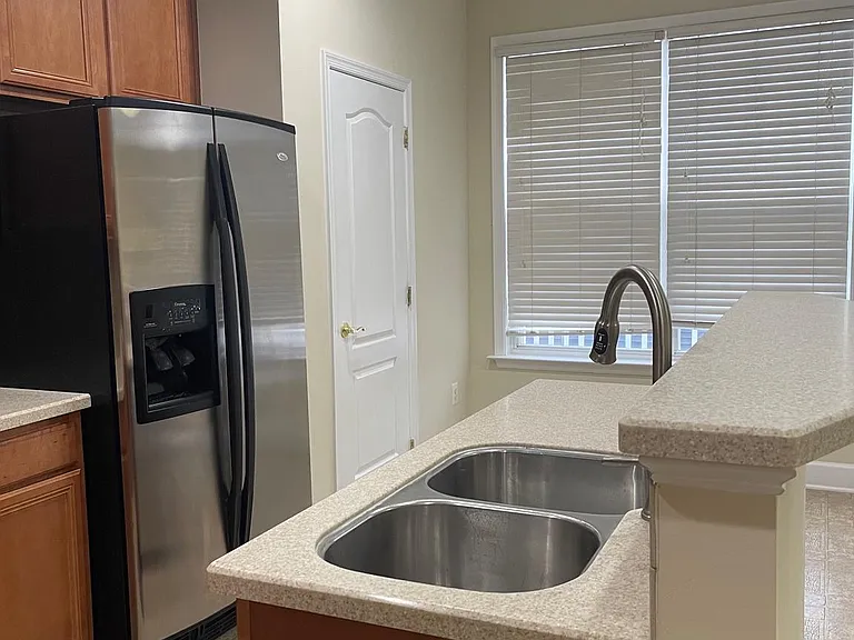 620 Kingfisher Ave — Photo 19