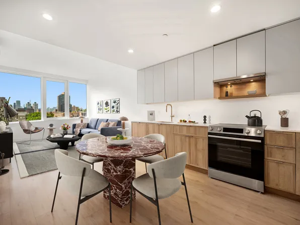 1975 Madison Avenue image 2 of 21