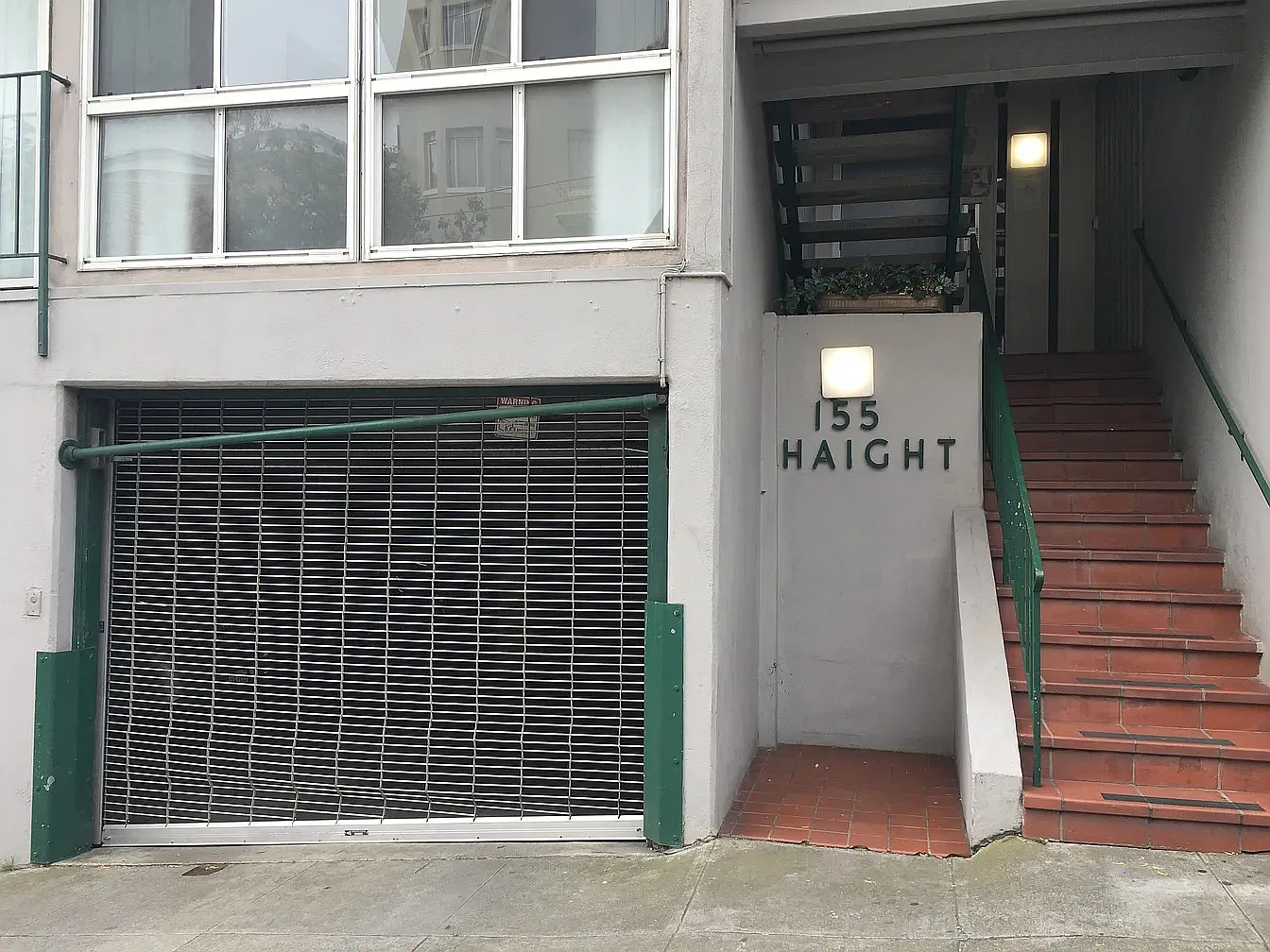 155 Haight — Photo 2