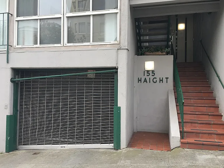 155 Haight — Photo 2