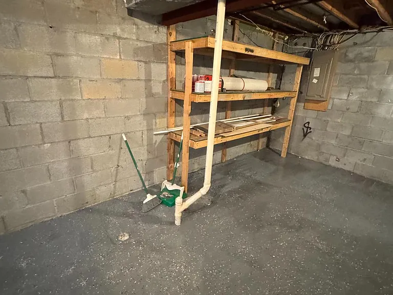 9730 Red Clover Ct — Photo 21