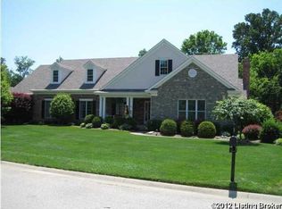 7008 Shallow Lake Rd, Prospect, KY 40059