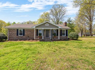 2265 Rock Bridge Rd, Portland, TN 37148