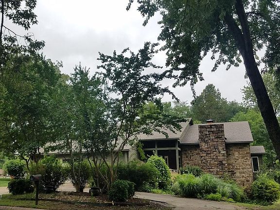 2nd image of 310 Pine Hill Dr