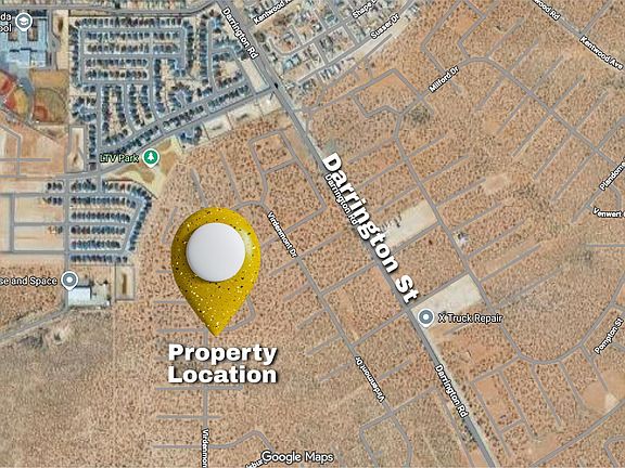 3rd image of 13 Vaughan Cir