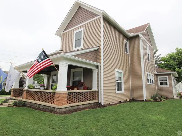 145 W Wayne St, New Madison, OH 45346