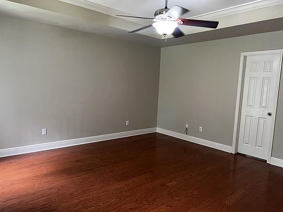 2nd image of 2109 Barrington Dr