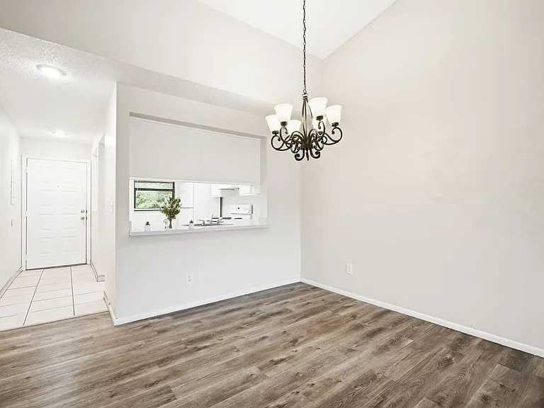 4991 Puritan Cir #522 — Photo 9