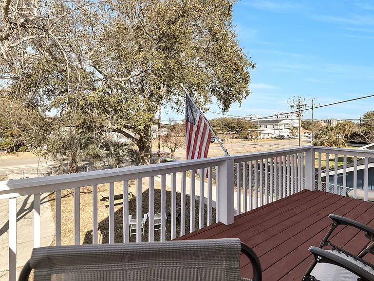 405 Cape Fear Blvd — Photo 8