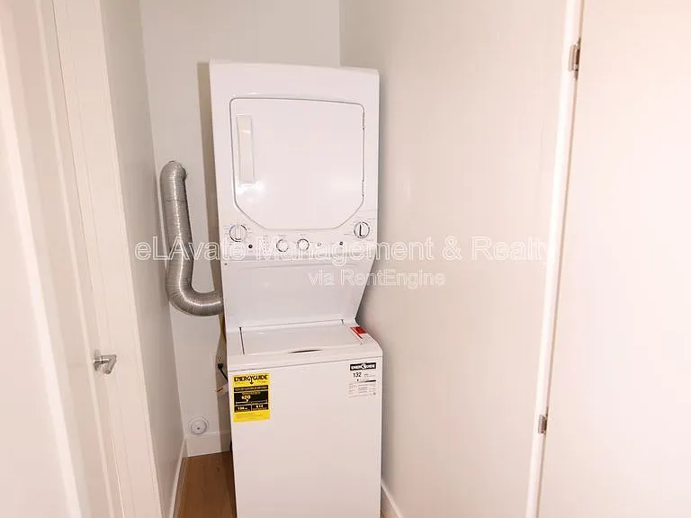 14115 Gilmore St #2 — Photo 6