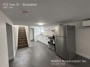 932 Oak St #BASEMENT, Windsor, ON