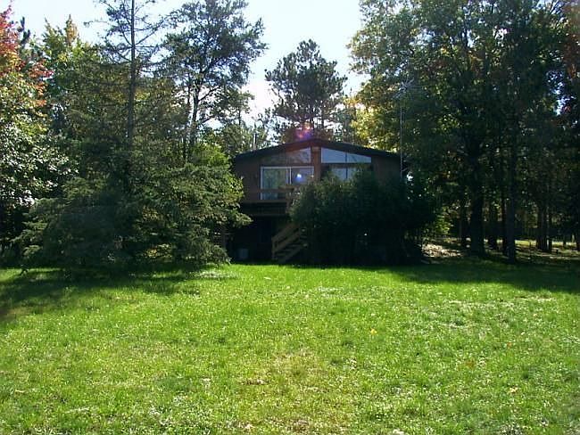 1st image of 1088 E Queens Way
