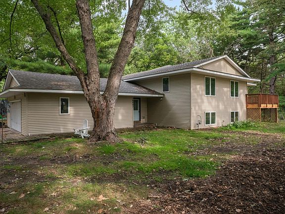 2nd image of 16647 Maniteau Blvd NW