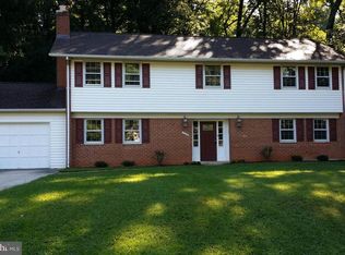 11505 Parkedge Dr, Rockville, MD 20852