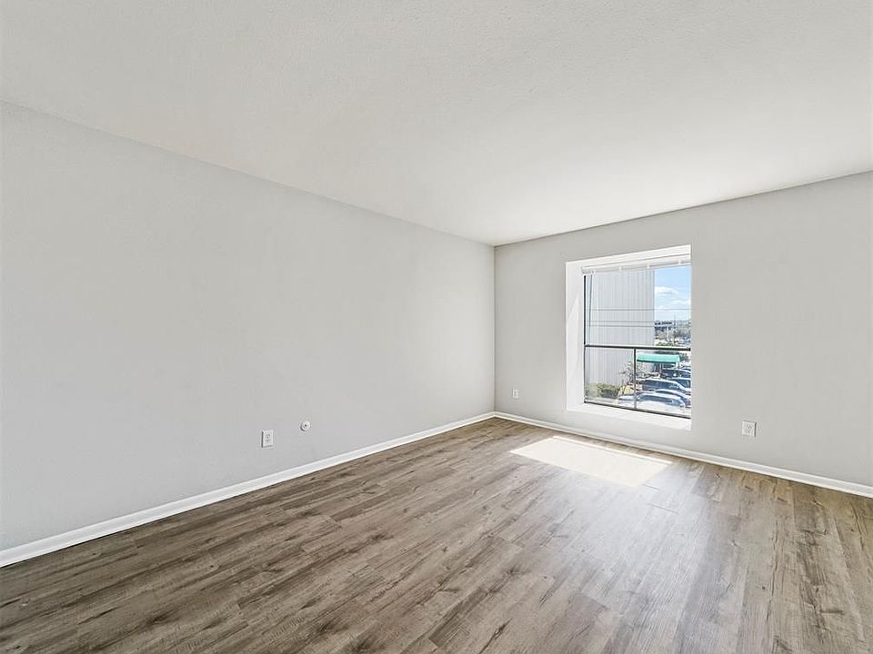 1st image of 8529 Hearth Dr APT 33