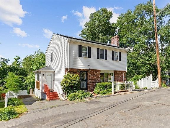 2nd image of 70 Crescent Ln