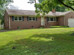 407 Cockletown Rd, Yorktown, VA 23692