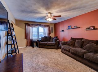 1712 Tall Oak Cir, Birmingham, AL 35235