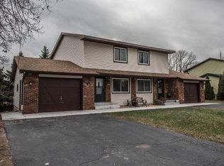 1402 County Road C2 W, Roseville, MN 55113