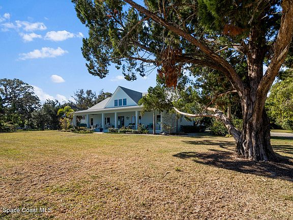 5th image of 3875 Indian River Dr