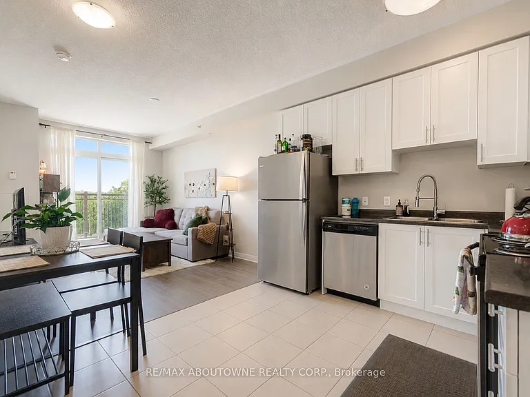 2490 Old Bronte Rd #219 — Photo 11