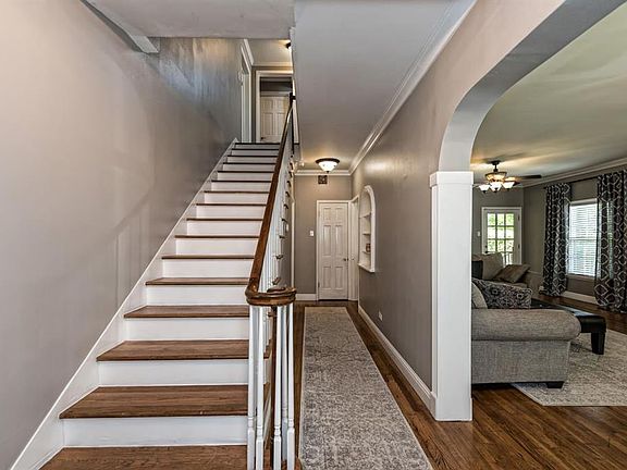4th image of 3727 Herwol Ave