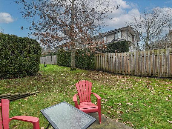 4th image of 2625 Muir Rd #15