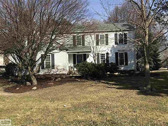 2nd image of 38014 W Meadowhill Dr