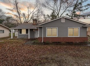 18234 Farmington Rd, Livonia, MI 48152