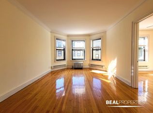 1117 W Oakdale Ave #3H, Chicago, IL 60657