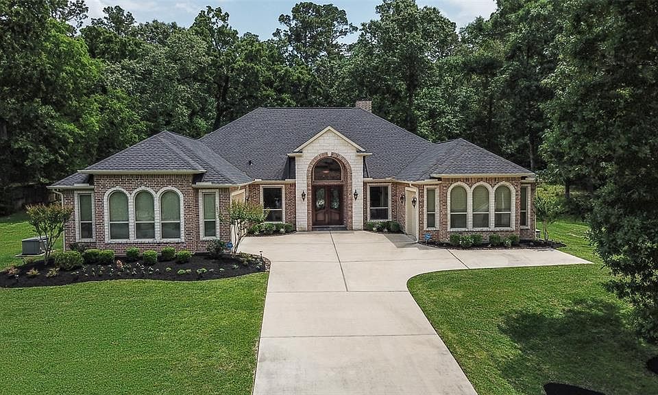 1st image of 18741 E Cool Breeze Ln