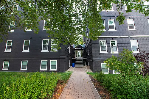 377 Brandon Ave #B11 Photo 1