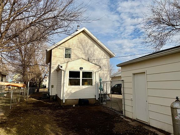 2nd image of 608 S 9th St